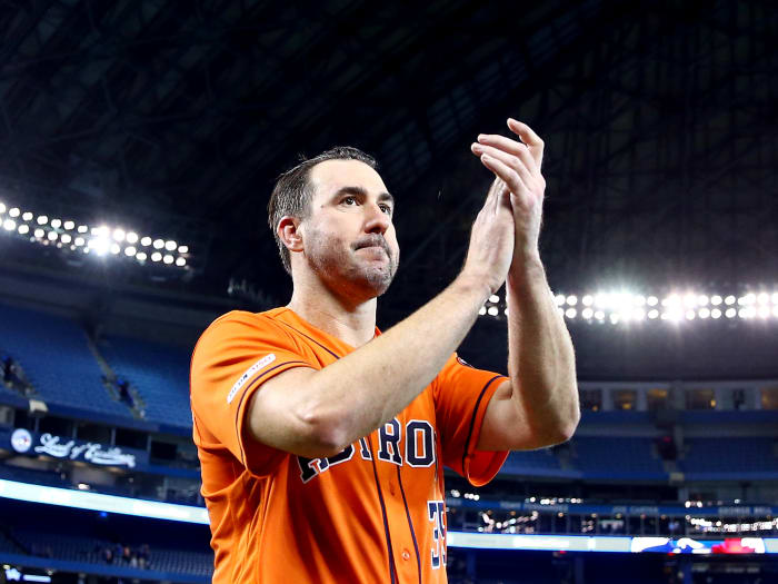 verlander-claps-no-hitter-inline.jpg